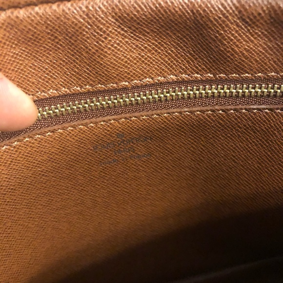 Louis Vuitton Marley Dragone Clutch - Picture 6 of 7